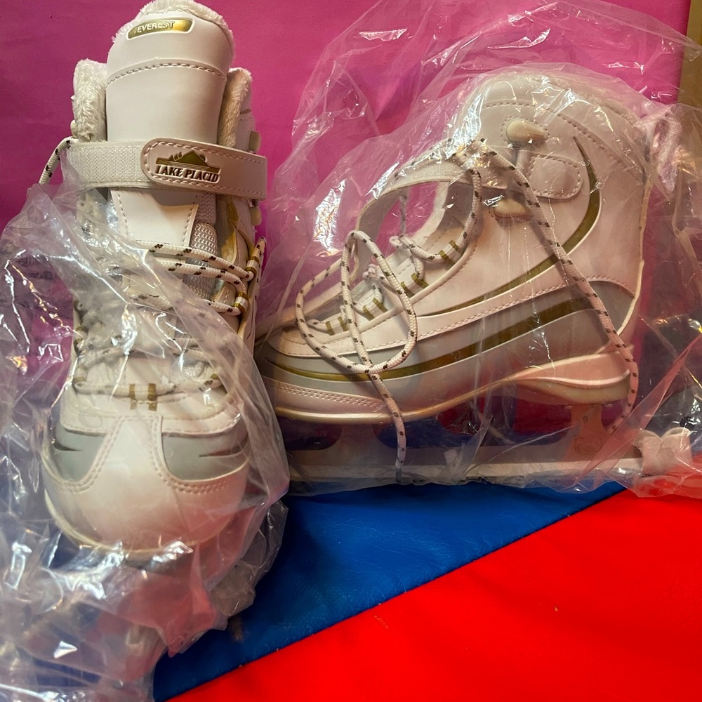Lake Placid Everest Ice Skates - brand new